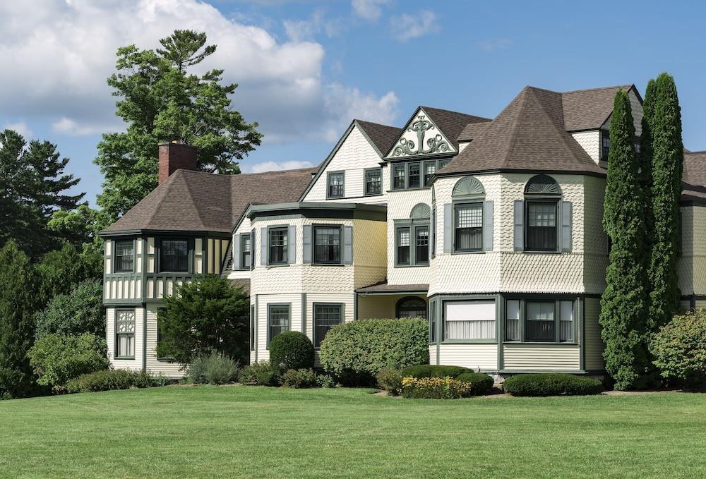 Cranwell Spa And Golf Resort (Adults Only) Lenox Extérieur photo