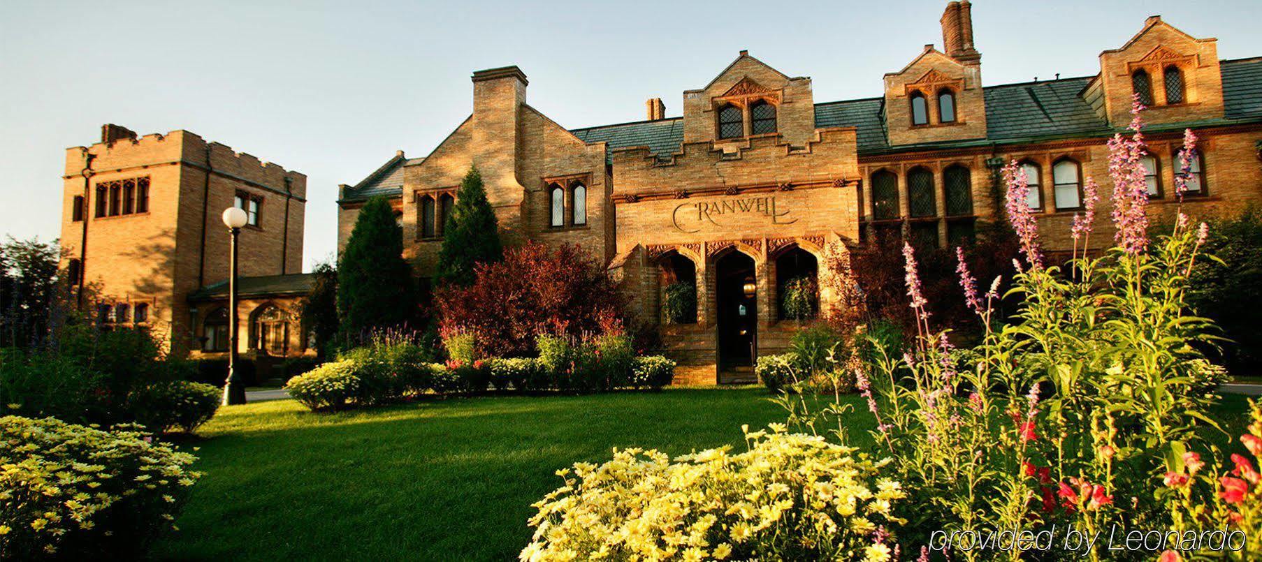 Cranwell Spa And Golf Resort (Adults Only) Lenox Extérieur photo