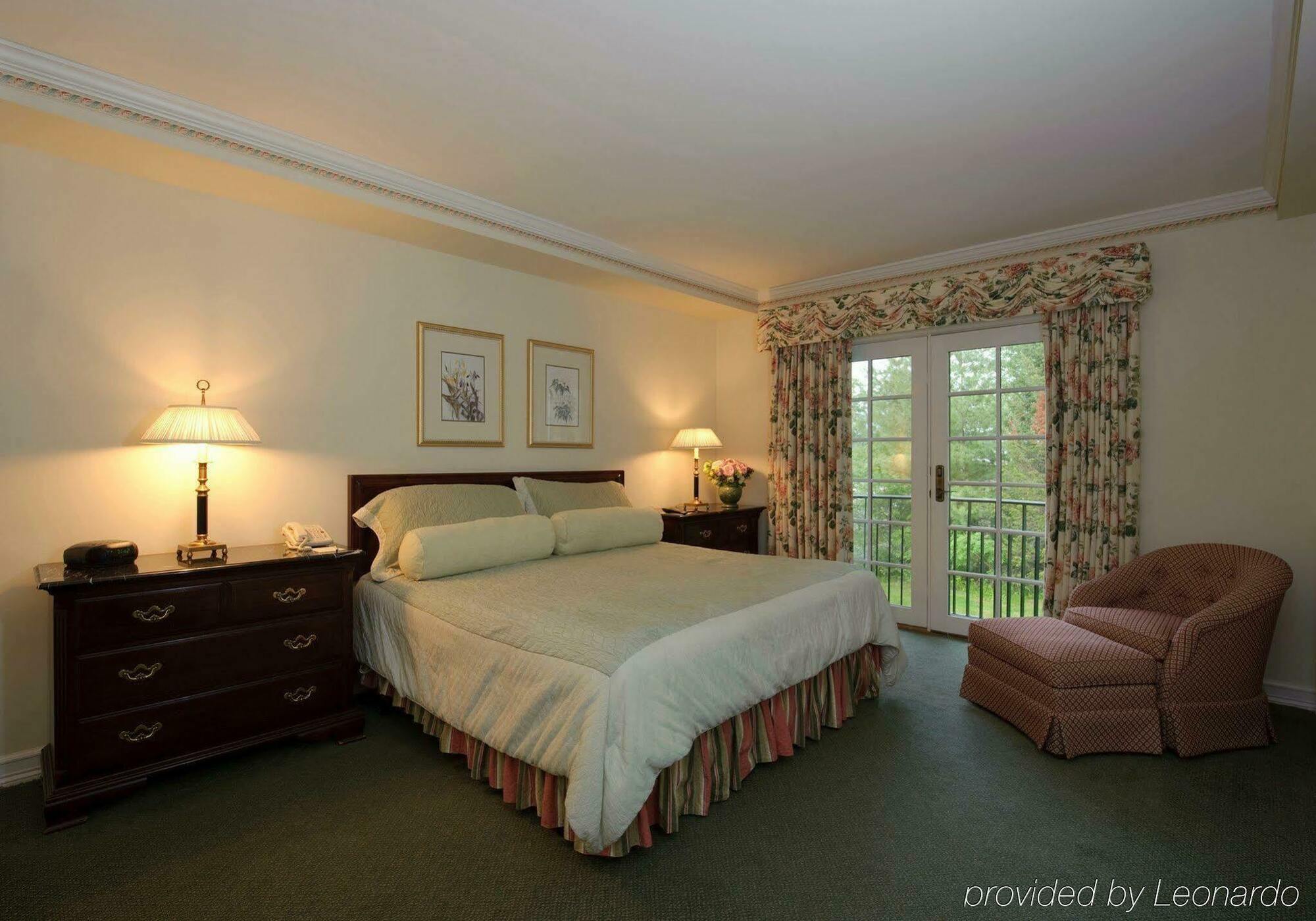 Cranwell Spa And Golf Resort (Adults Only) Lenox Extérieur photo